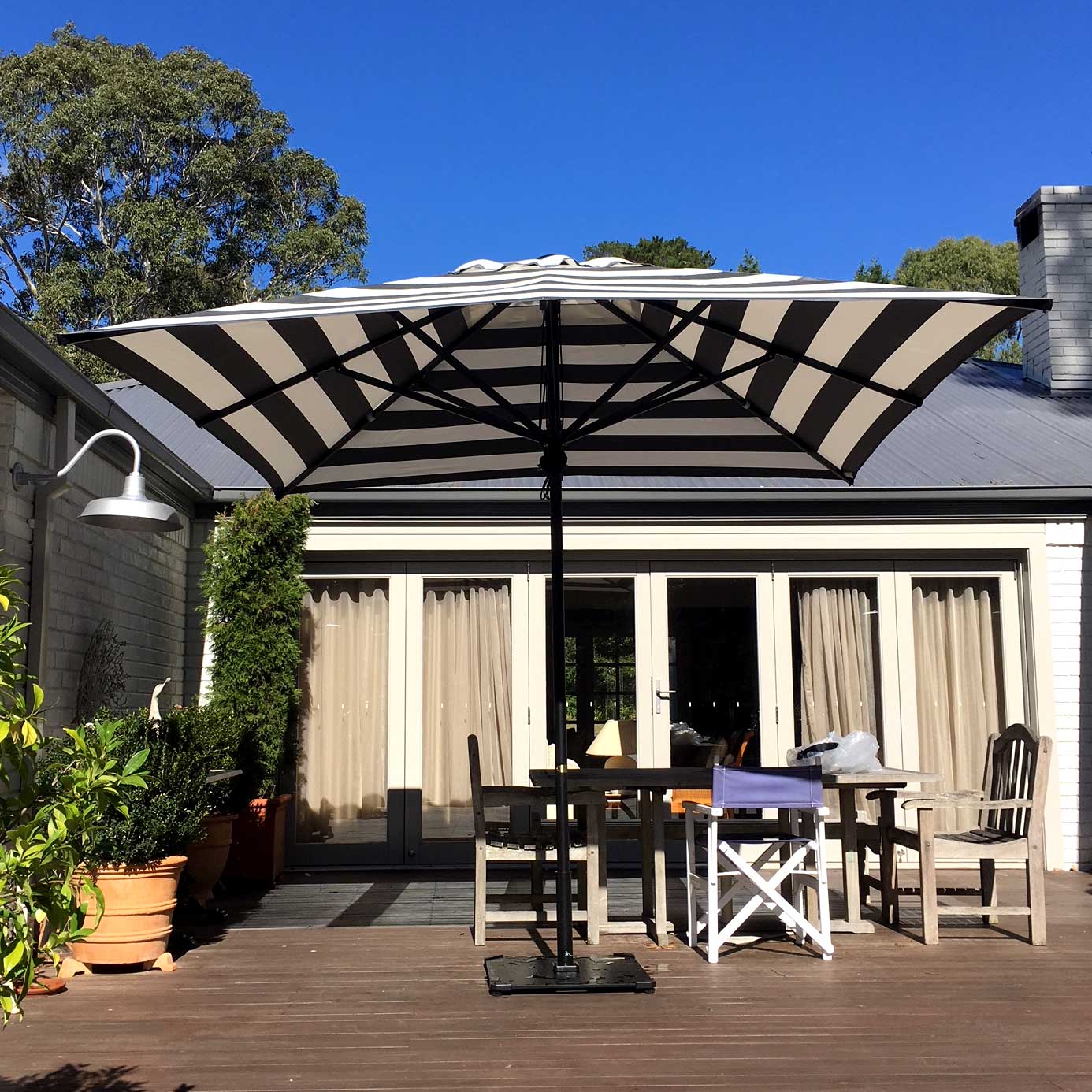 Al Fresco Ideas With Outdoor Cafe  Restaurant Umbrellas